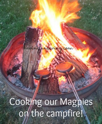 Pizza Magpies Recipe - AKA HOBO Pies #camping