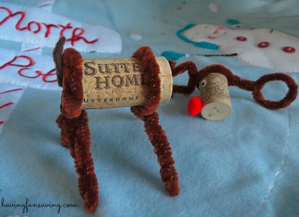 Easy Wine Cork Reindeer 