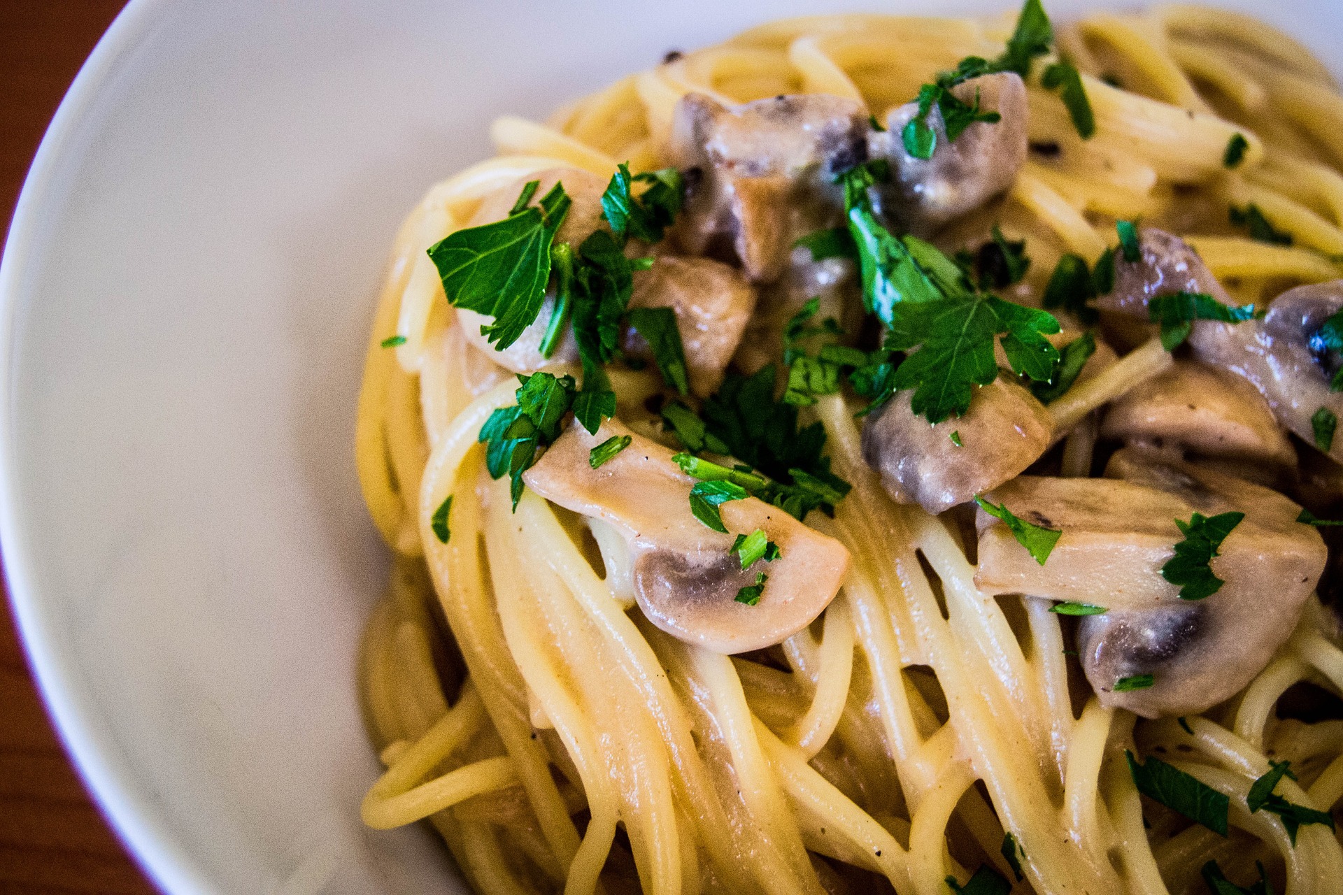 Easy & Healthy Alfredo Sauce - Recipes - Food Wine Sunshine