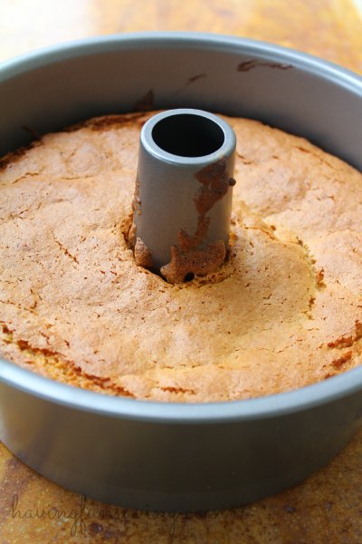 Angel food cake with pumpkin