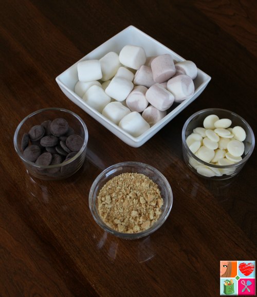 Marshmallow S'mores Recipe + 10 Fun Indoor Winter Activities on Food Wine Sunshine