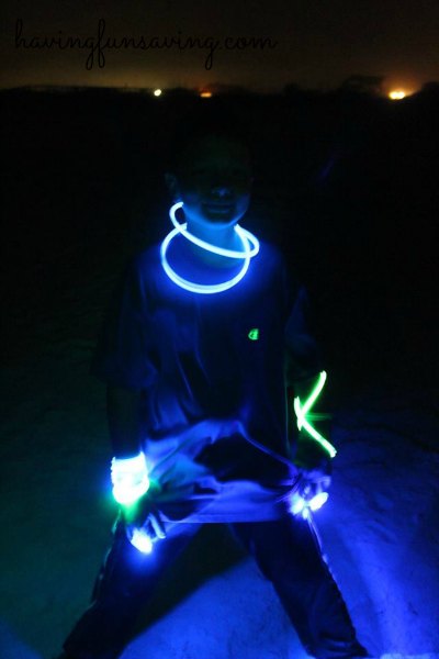 Plan a Fun Glow Party