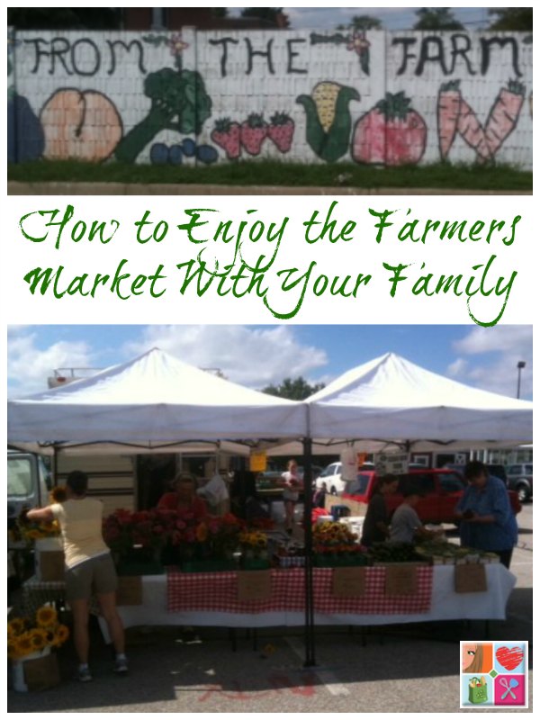 Enjoying the Farmers Market With The Family 