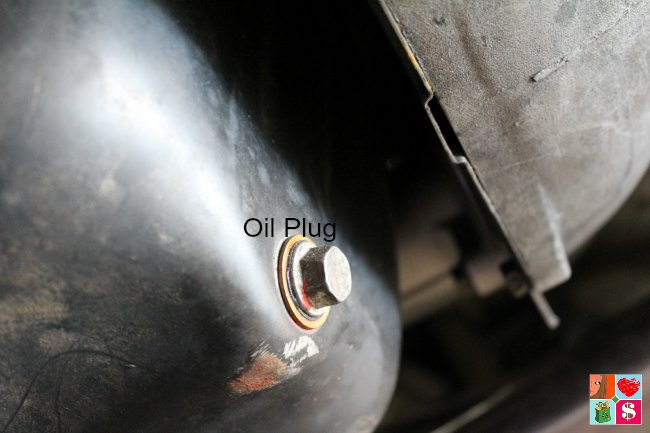 DIY Car Maintenance - How to Change Oil 