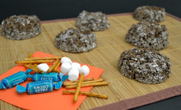 Cocoa Pebbles Spider Crispy Treats Recipe