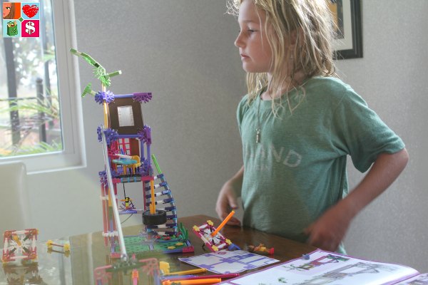 K'NEX Mighty Makers Inventor's Clubhouse Building Set Review