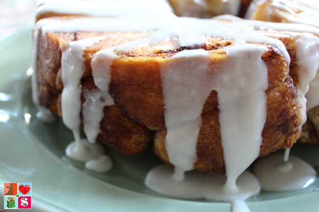 Cream Cheese Cinnamon Roll Monkey Bread Recipe