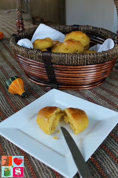 Honey Butter Pumpkin Dinner Rolls 