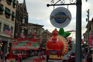 Why You Should Celebrate The Holidays at Universal Orlando