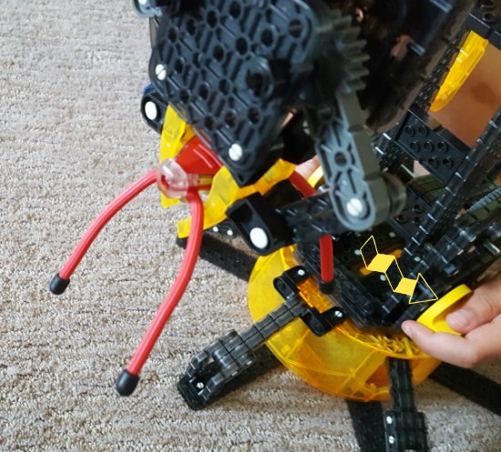 VEX® Robotics Robotic Arm - STEM-Based Play on Food Wine Sunshine