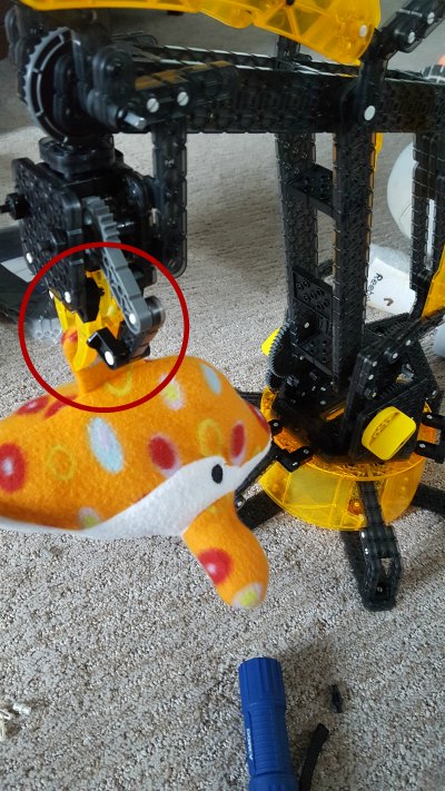 VEX® Robotics Robotic Arm - STEM-Based Play on Food Wine Sunshine