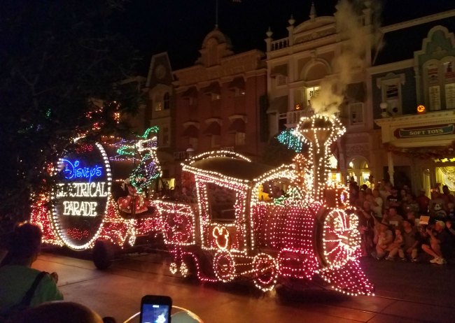 Main Street Electrical Parade Leaves Magic Kingdom