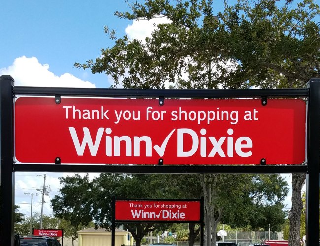 Winn-Dixie South Tampa Has Top Of The Line Features on Food Wine Sunshine