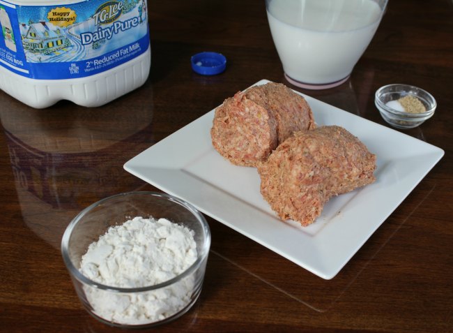 Easy Egg Biscuits and Gravy Breakfast recipe