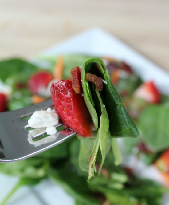 Homemade Strawberry Vinaigrette Dressing 