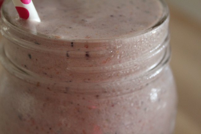 Mixed Berry Protein Smoothie Recipe on Food Wine Sunshine