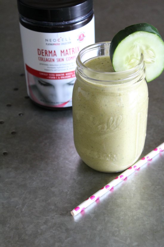 Healthy Apple Pineapple Green Smoothie 