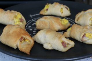 Ham and Egg Crescent Rolls