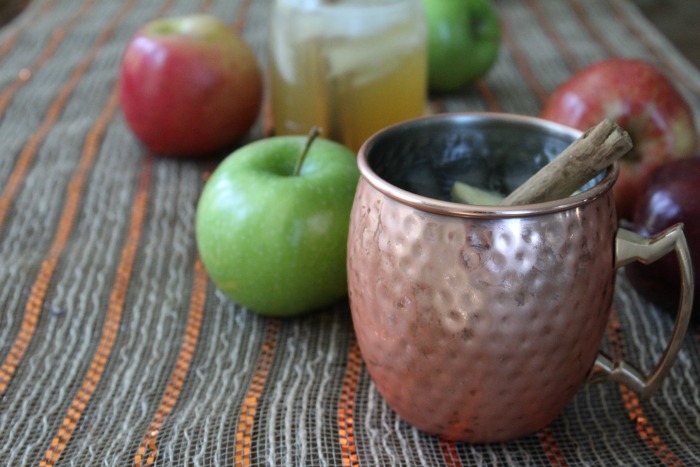 How To Make An Apple Cider Mule - Food Wine Sunshine