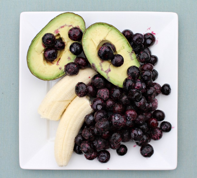 Healthy Blueberry Avocado Smoothie