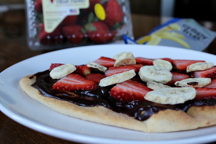 Healthy Dessert Pizza 