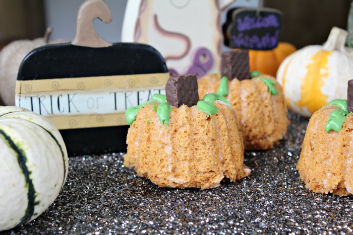 Mini Pumpkin Bundt Cake Pumpkin Patch