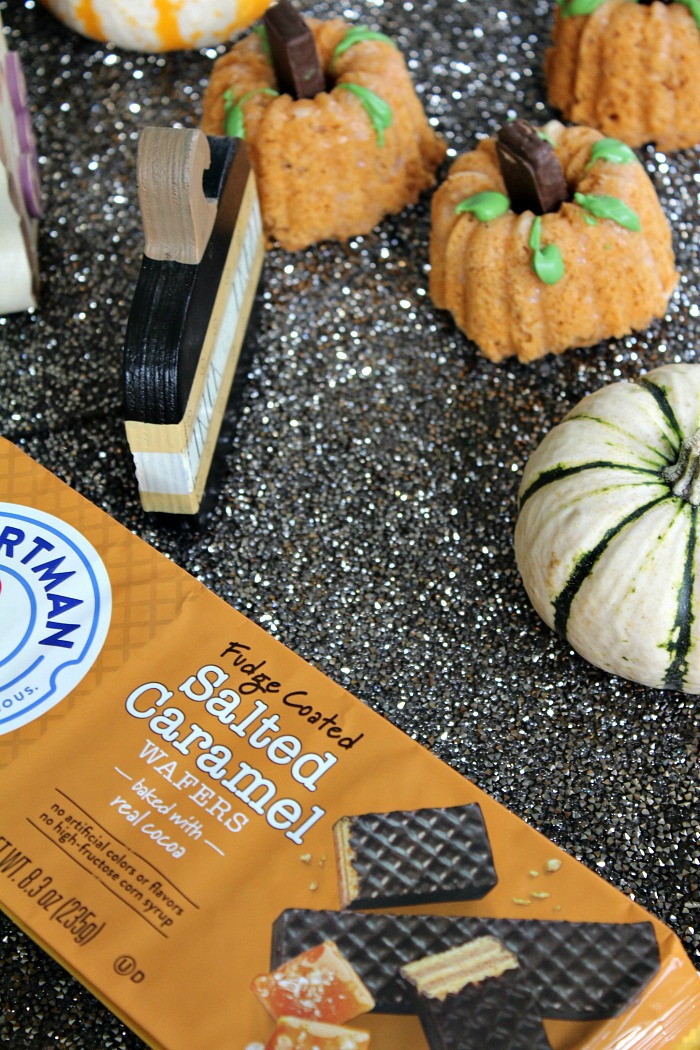 Tasty Mini Pumpkin Bundt Cakes