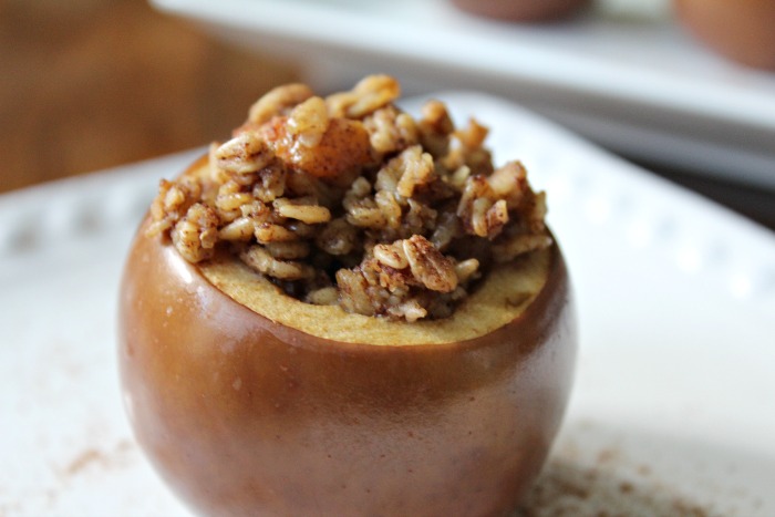 Tasty Healthy Slow Cooker Baked Apples