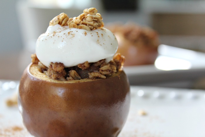 Healthy Crock pot Baked Apples