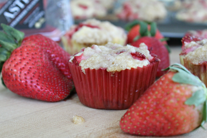 Homemade Strawberry Muffins