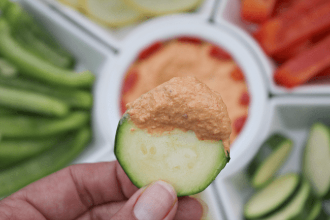 Easy Roasted Red Pepper Dip