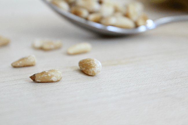 how to roast pine nuts