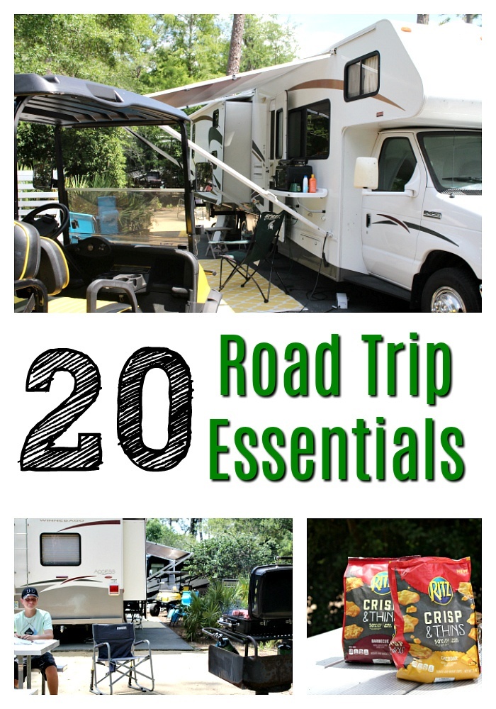 20 Road Trips Essentials + Free Road Trip Essentials Printable