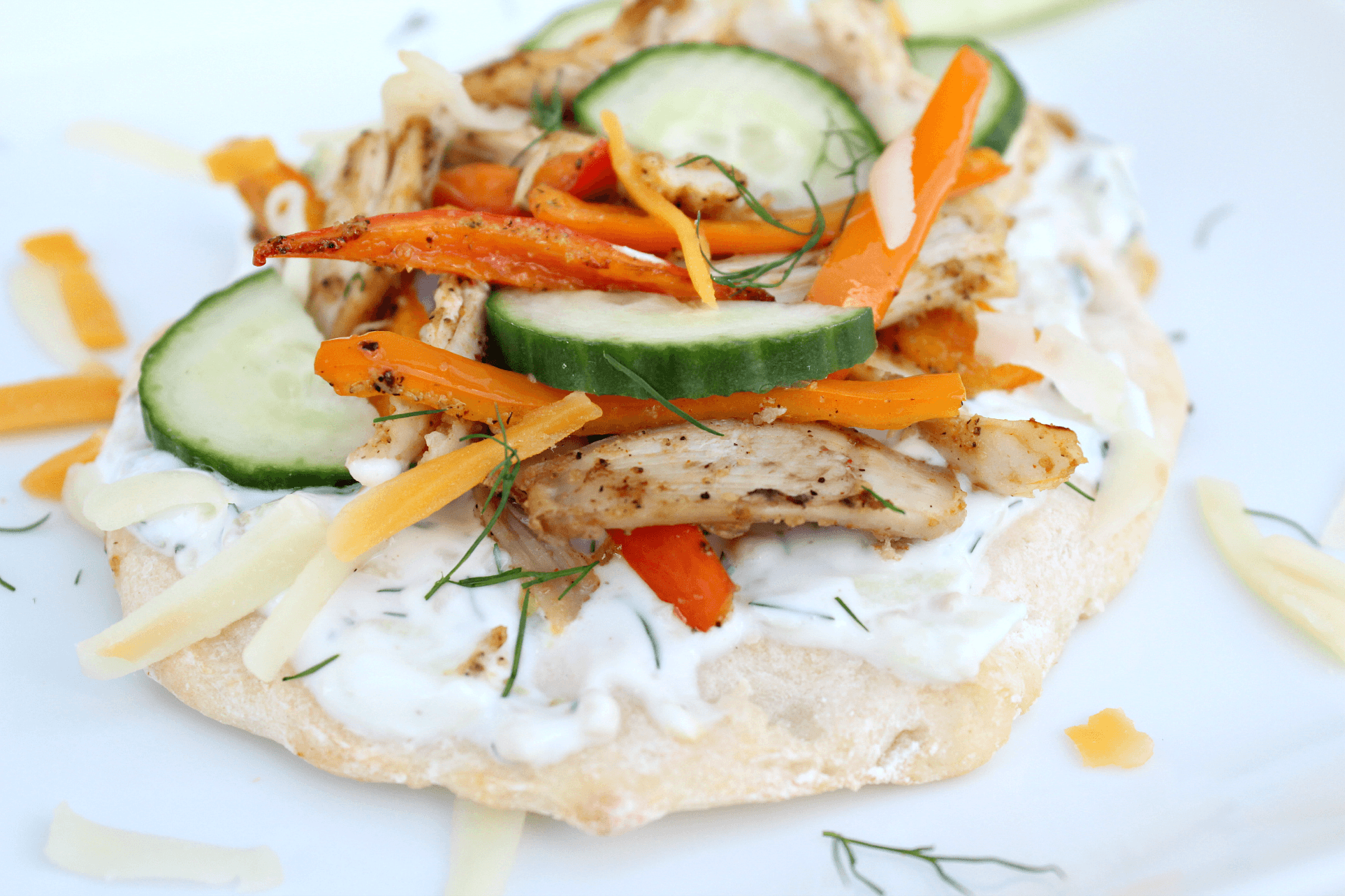 Healthy Greek Pizza with Chicken 