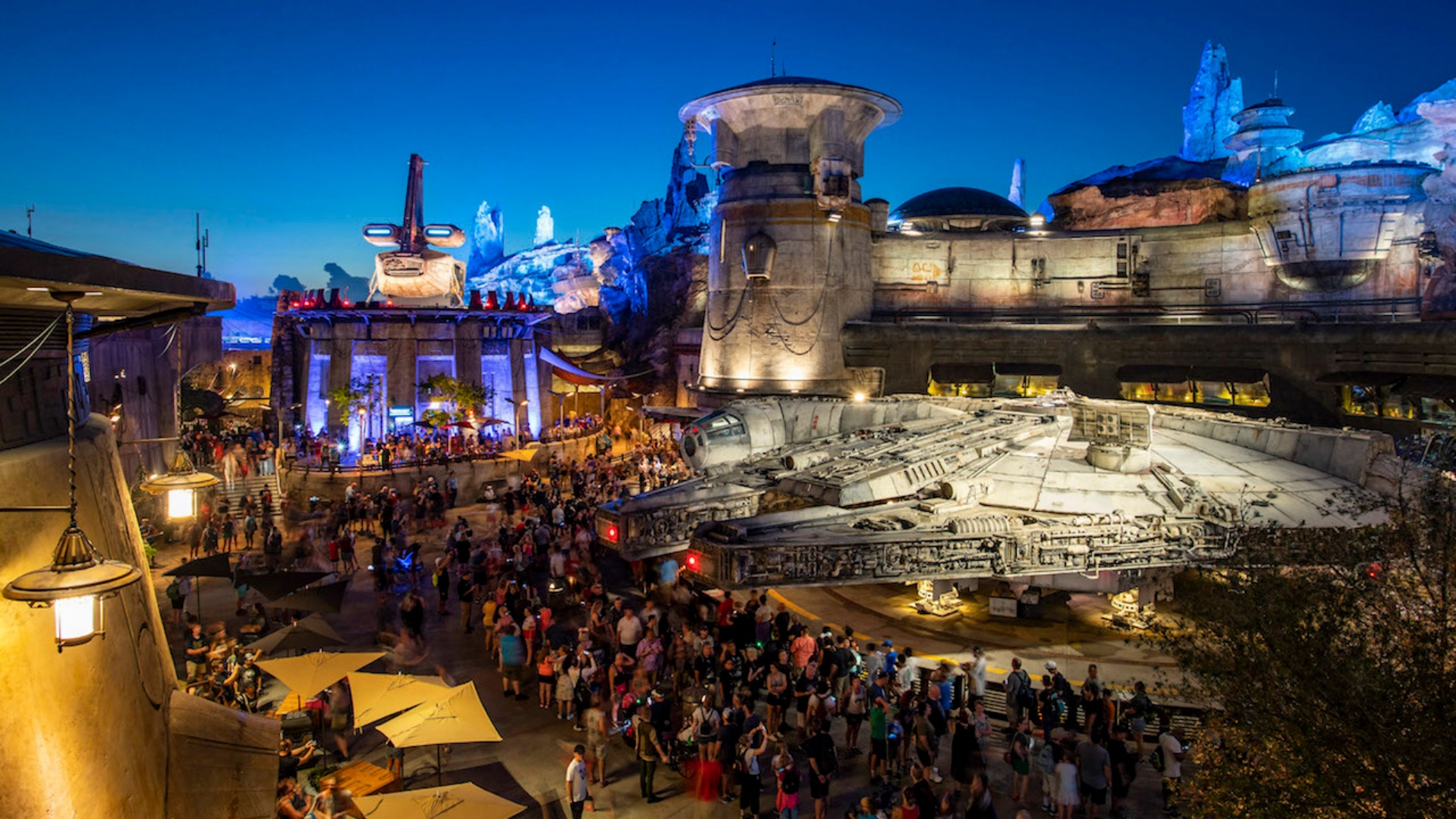 Star Wars Galaxy’s Edge at Hollywood Studios Disney
