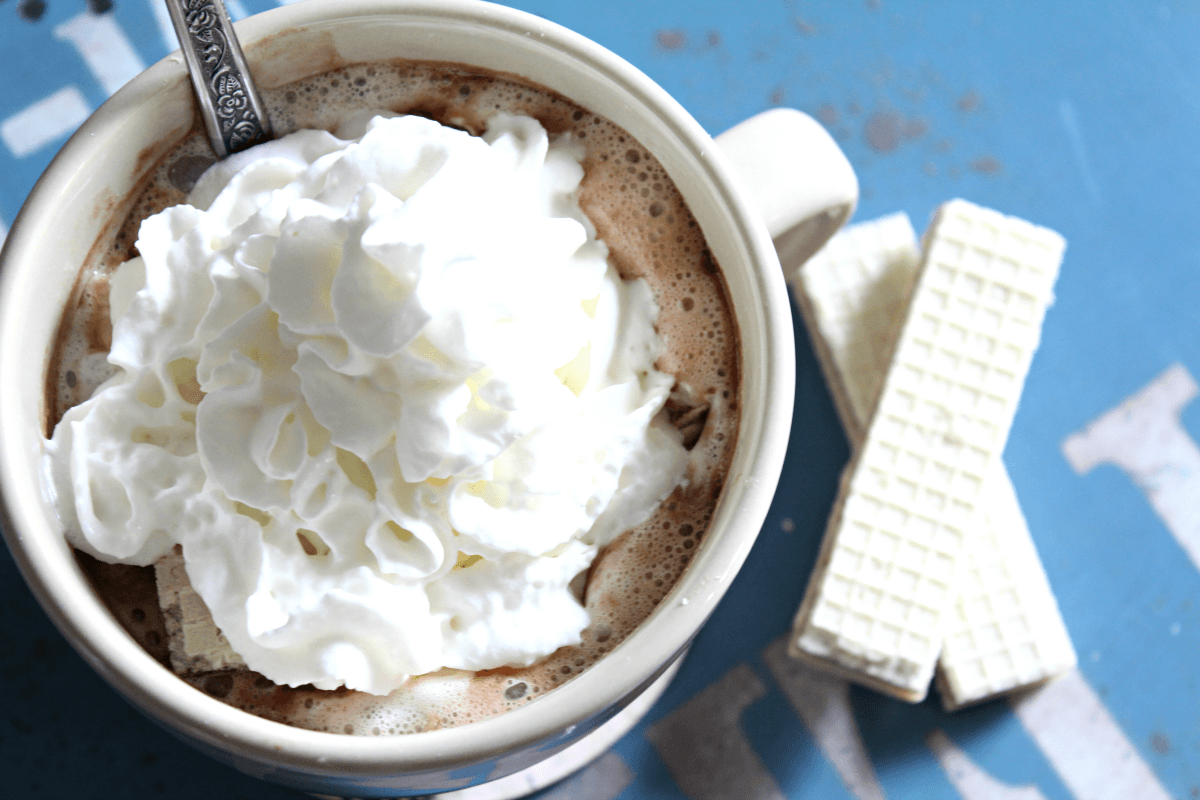 Tastiest Homemade Hazelnut Hot Cocoa