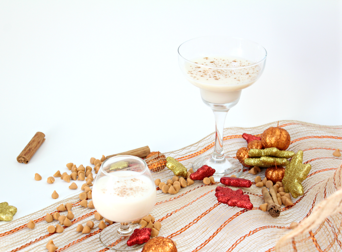 Creamy Butterscotch Holiday Martini