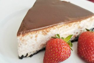 Chocolate Covered Strawberry Cheesecake