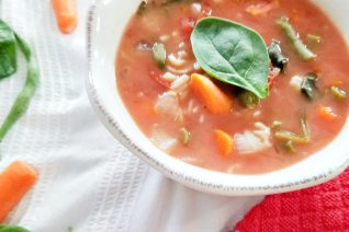 Slow Cooker Vegetable Soup