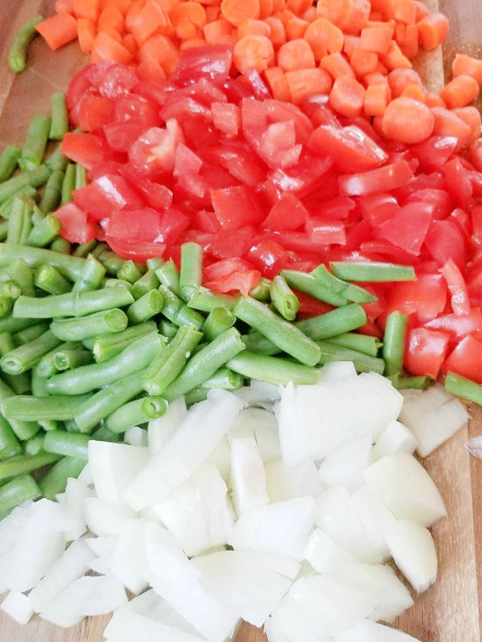 Slow Cooker Healthy Vegetable Soup Ingredients