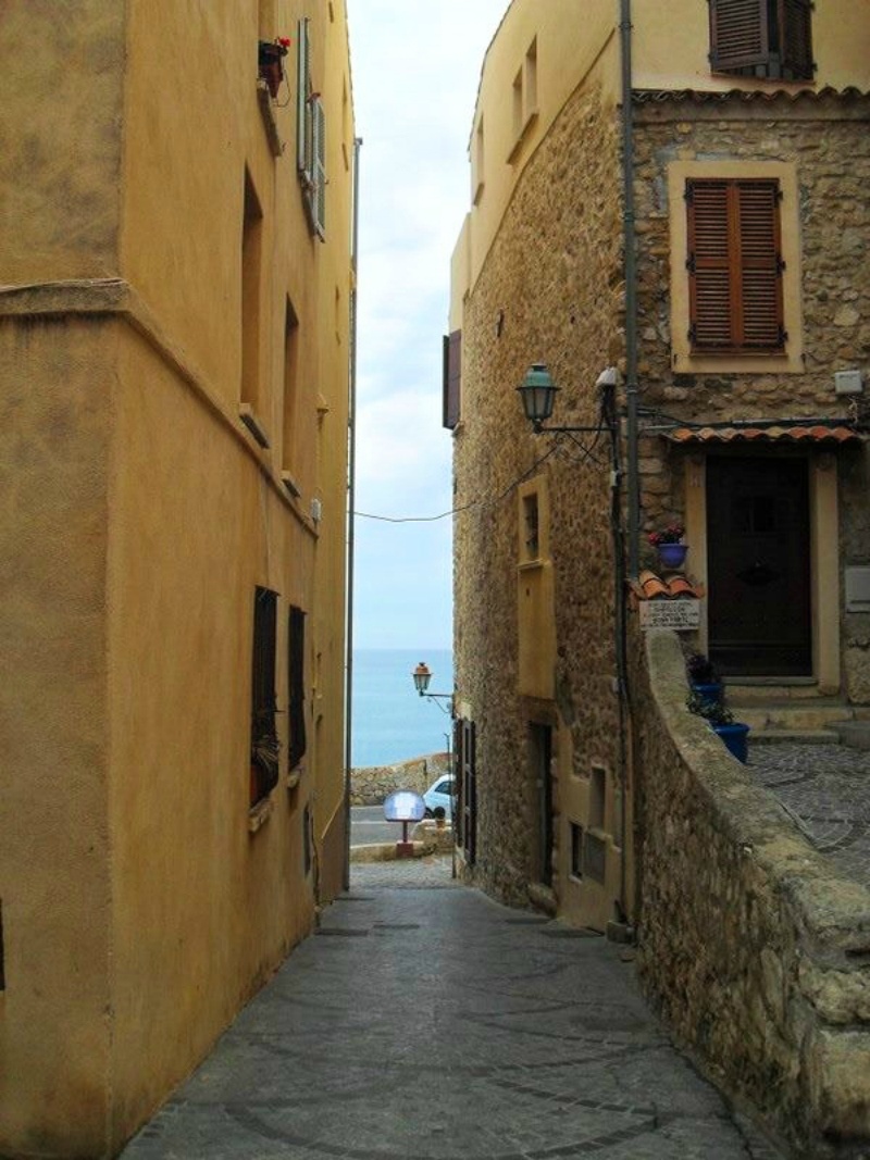 Best Day Trips From Nice France Antibes Alley