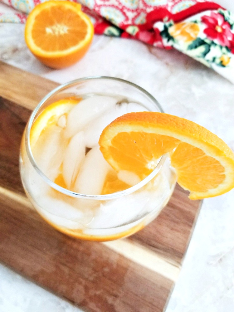 Simply Sunshine Wine Cocktail with Orange Slices