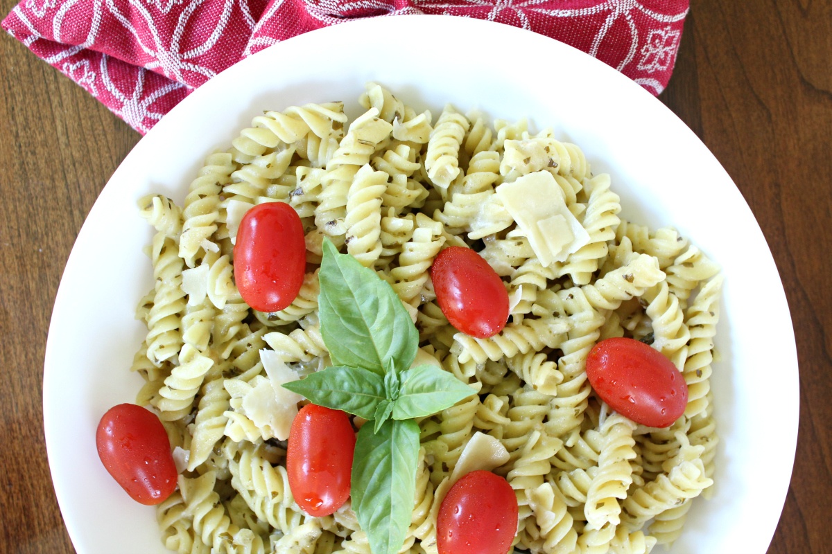 Best Pesto Alfredo Pasta