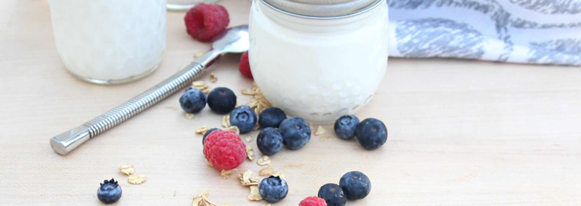 homemade vanilla yogurt closed jars