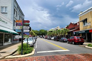 Family Outdoor Activities In Mount Dora Shopping