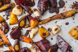 How To Roast Vegetables Feature
