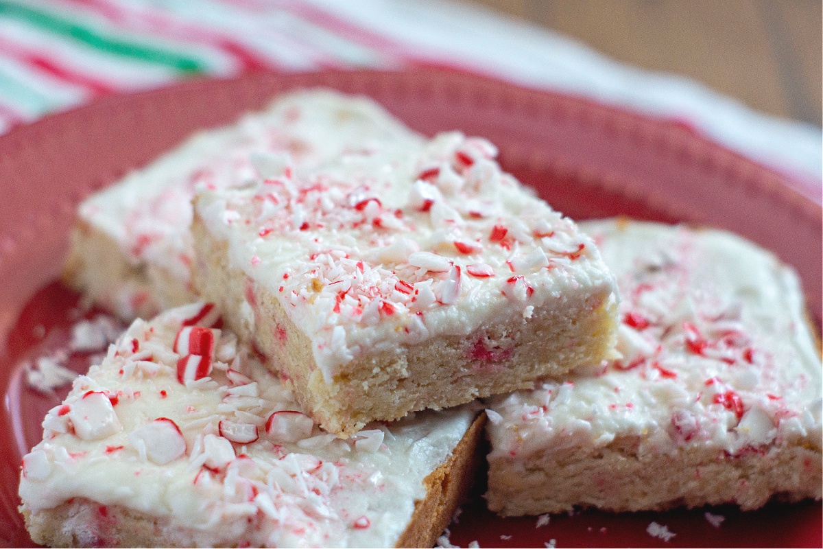 Holiday Peppermint White Chocolate Blondies 