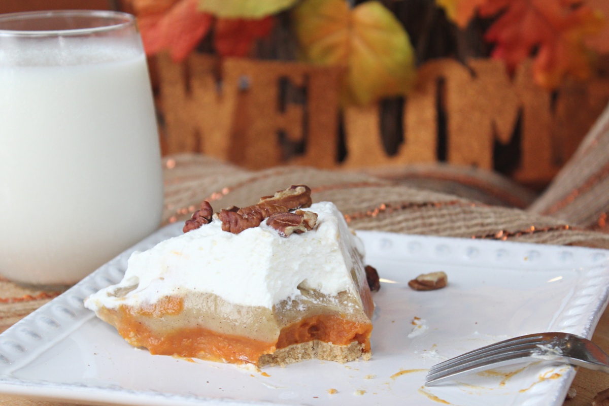 Tasty No Bake Triple Layer Pumpkin Pudding Pie