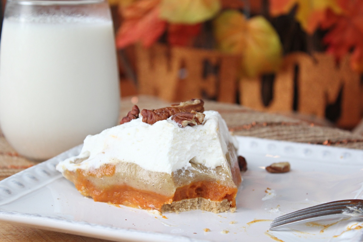 Best No Bake Triple Layer Pumpkin Pudding Pie