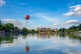 disney hotels feature